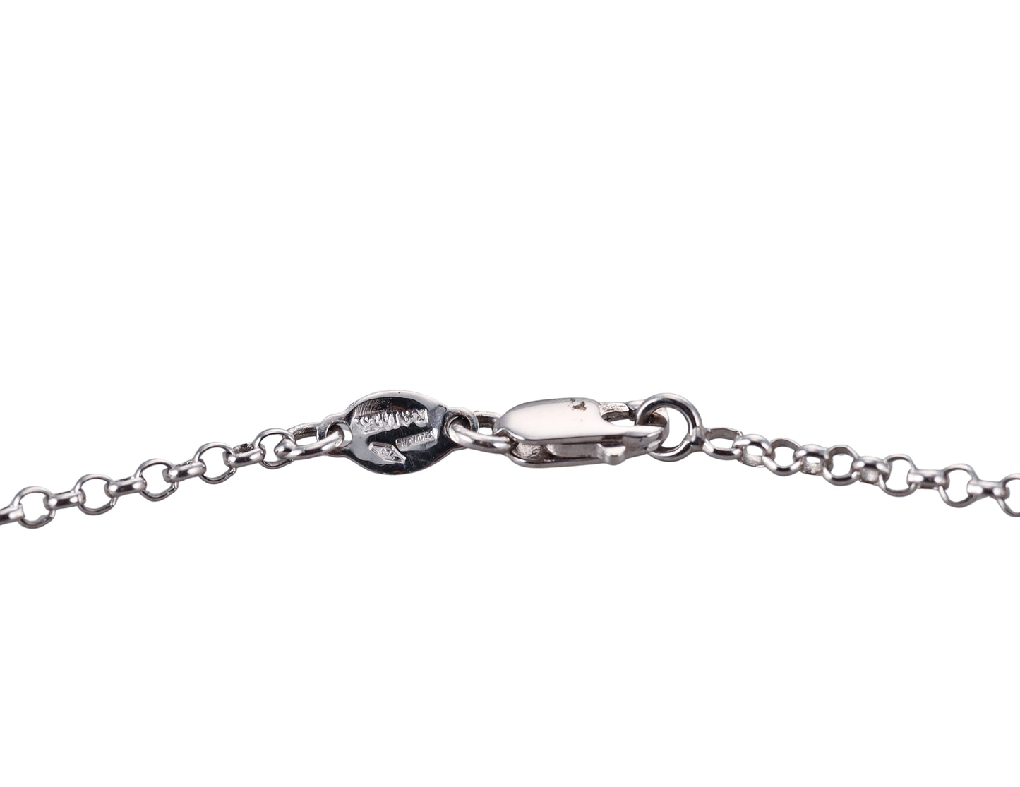 Raima Diamond 18k White Gold Pendant Necklace